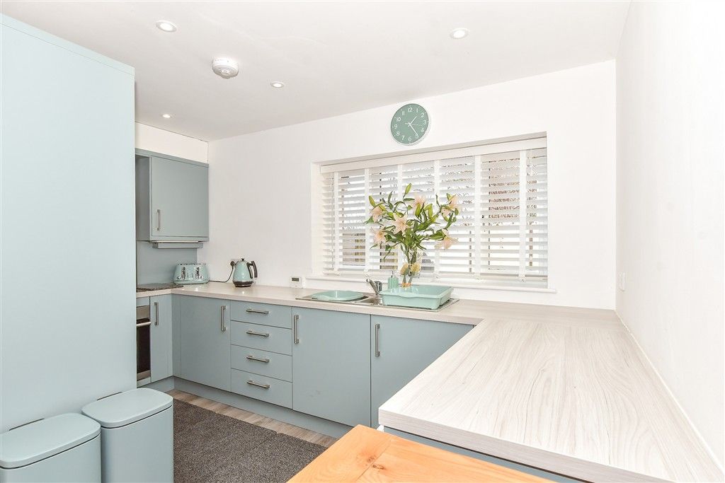 Property photo 1 of 12 Kitchen