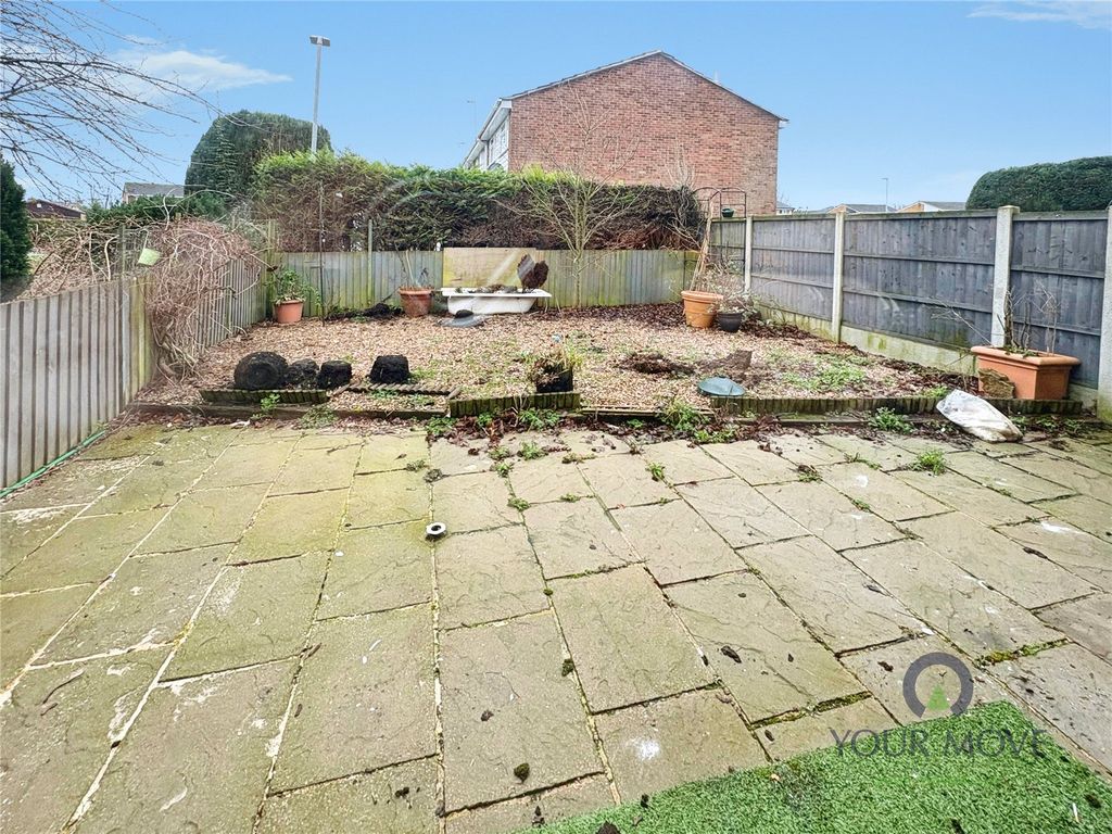 Property photo 3 of 8 Garden