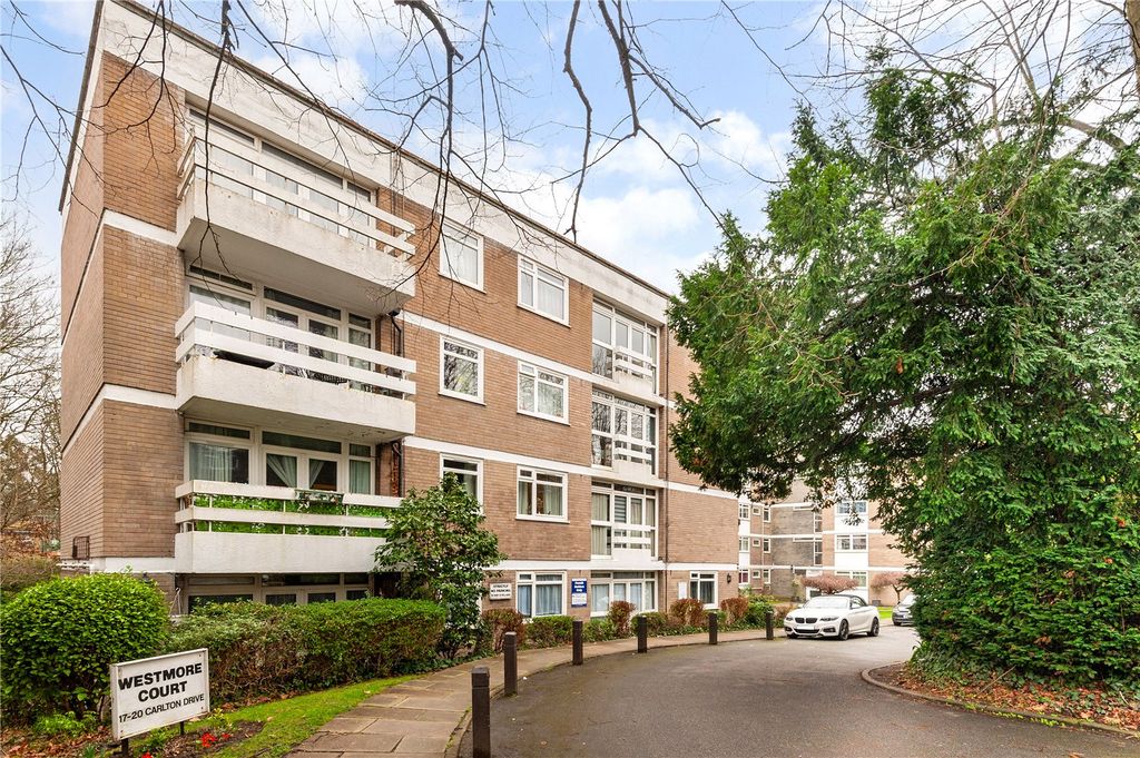 Property photo 1 of 10 Westmore Court
