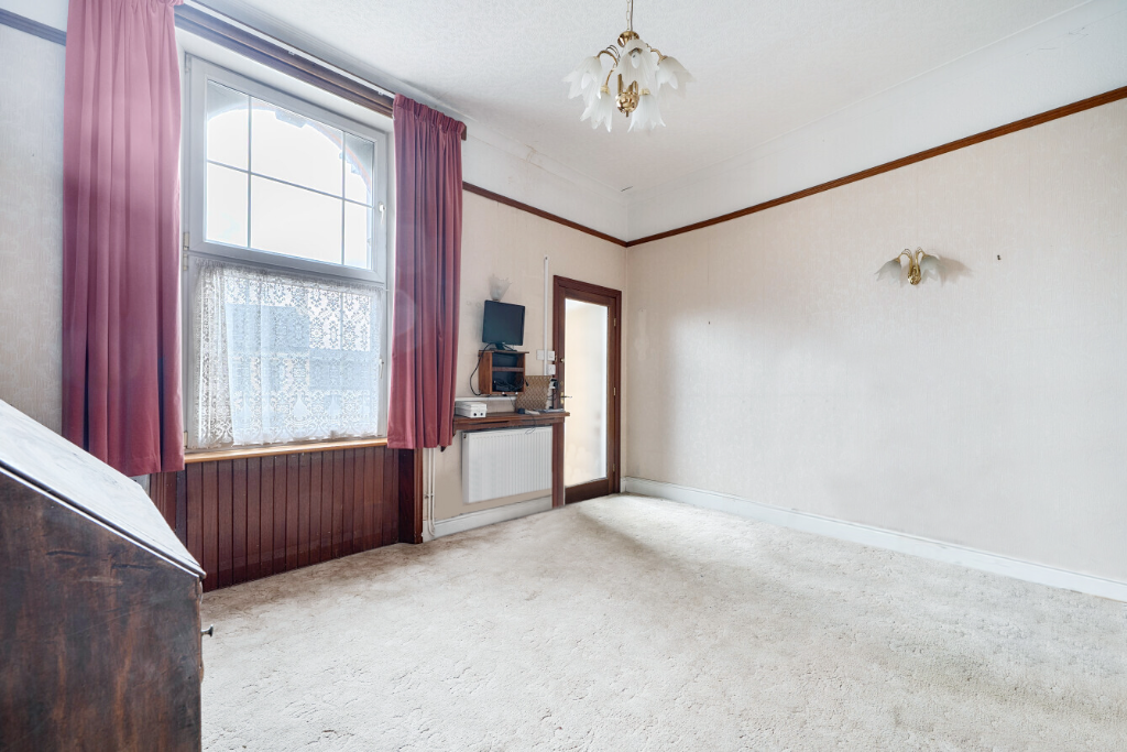 Property photo 2 of 16 Living Room