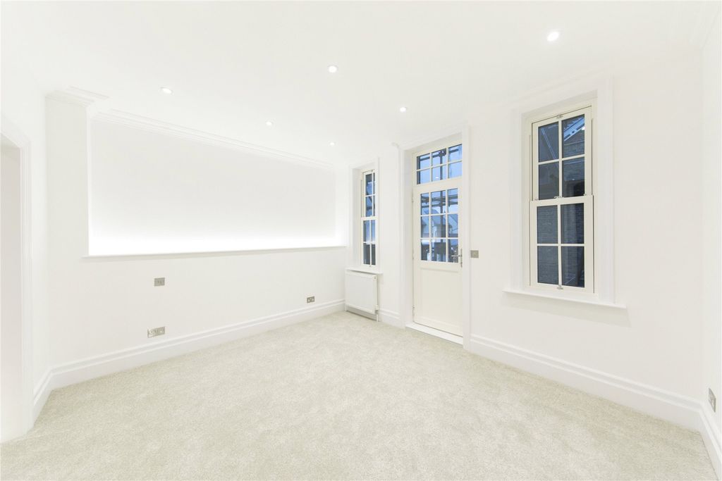 Property photo 1 of 8 Picture No. 04