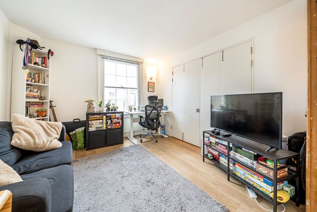 Property photo 2 of 4