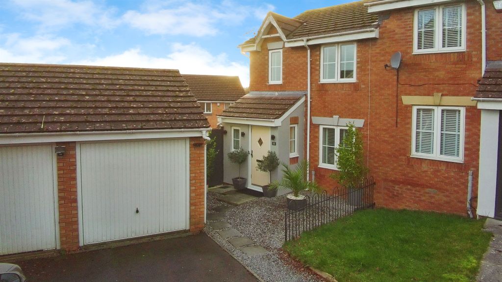 Property photo 1 of 20