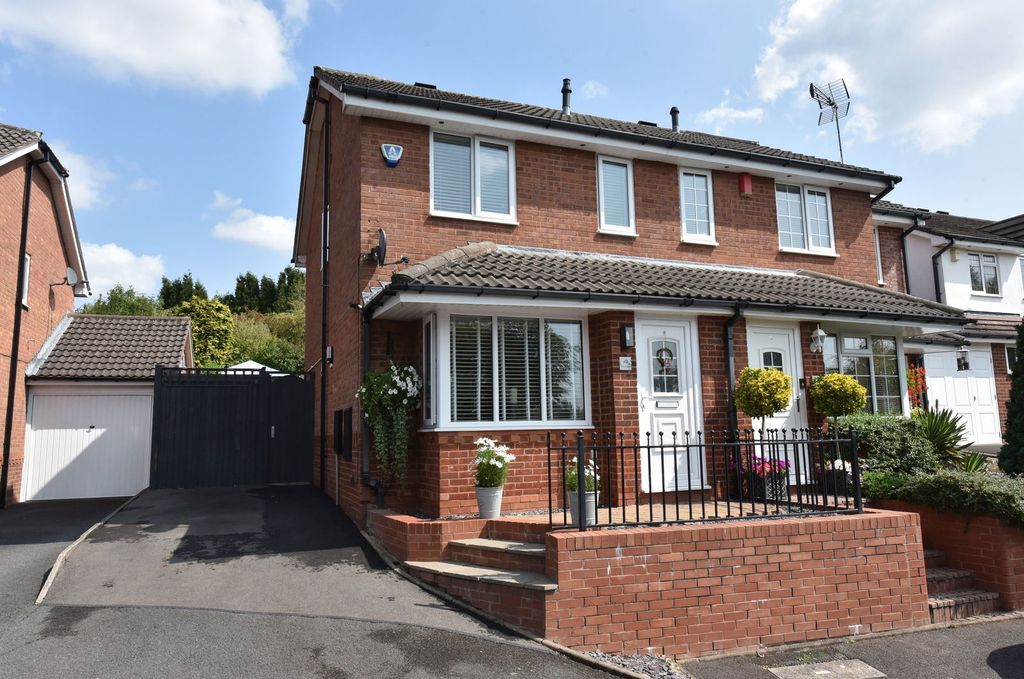 Property photo 1 of 22