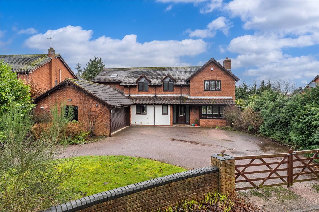 Property photo 1 of 54 Picture No. 19