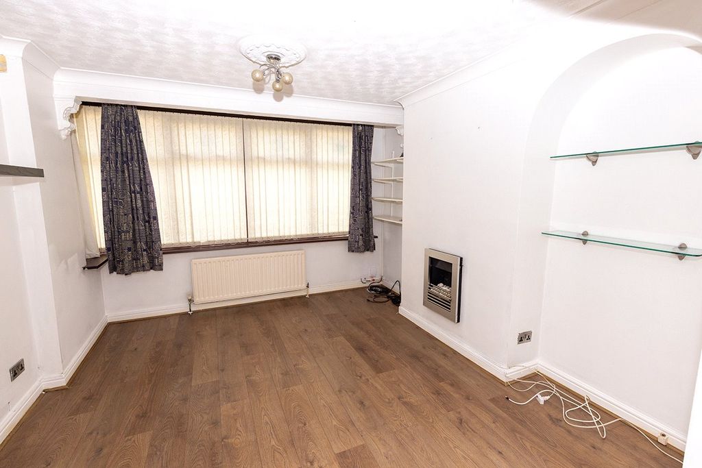 Property photo 2 of 16 Picture No. 06