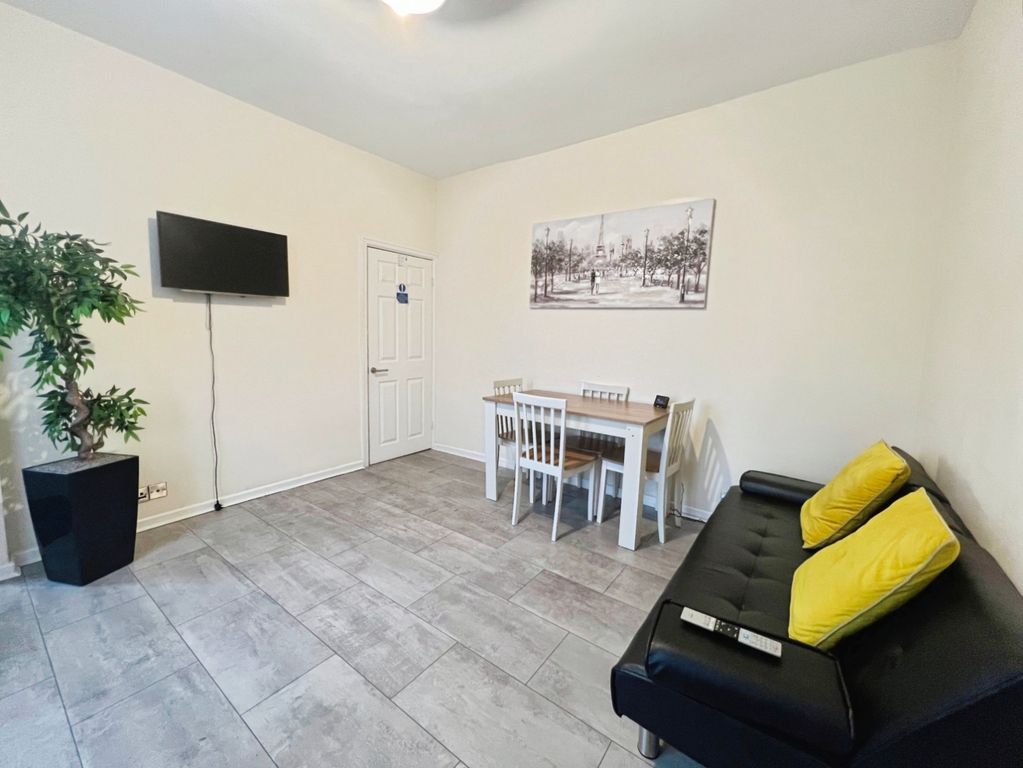 Property photo 2 of 18 Pbox-Img.Jpg