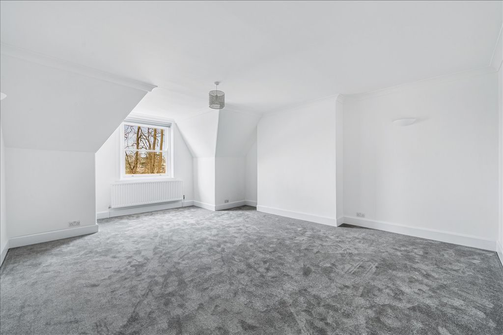 Property photo 1 of 15 Main Picture