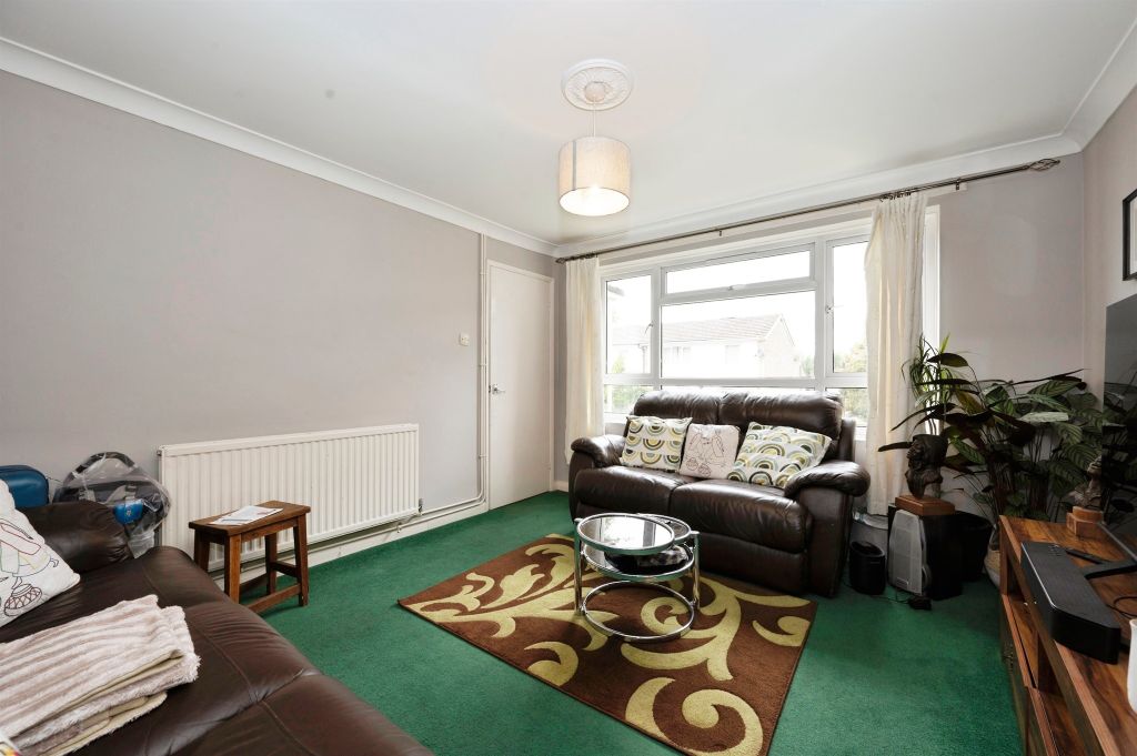 Property photo 3 of 17