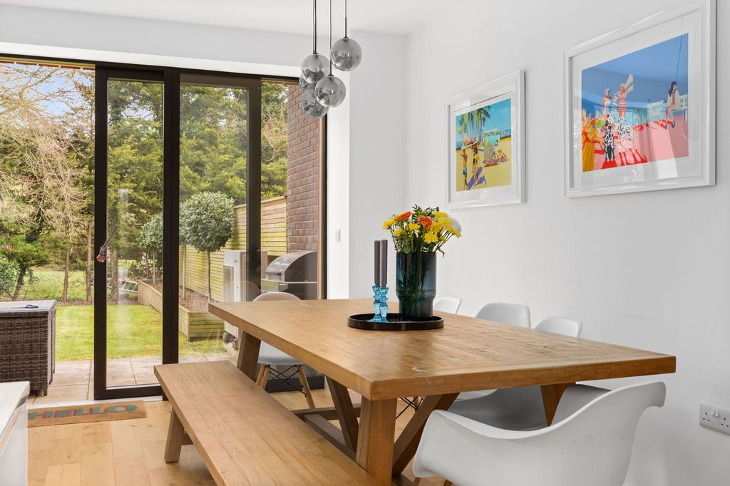 Property photo 2 of 24