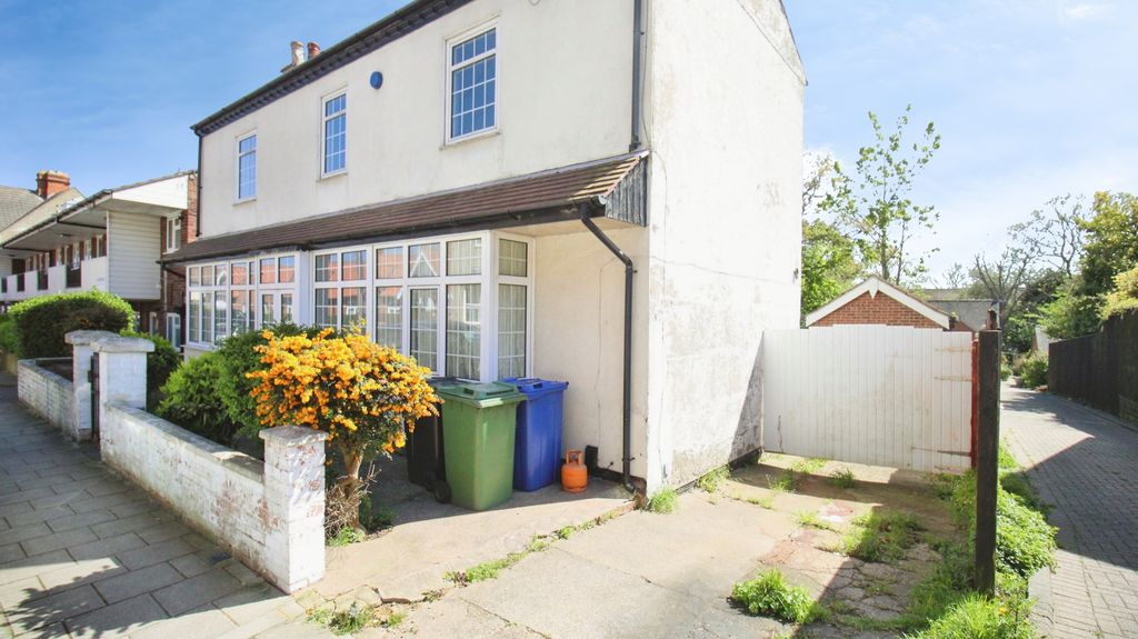 Property photo 1 of 26 Front With Driveway.Jpg