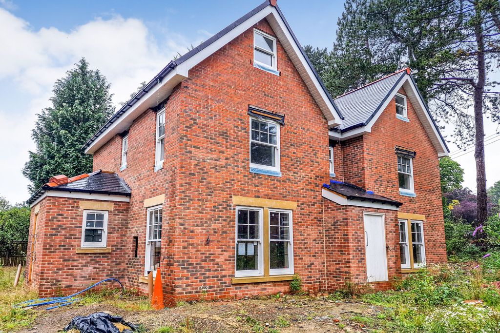 Property photo 2 of 5 Land On The South Side Of Dipwood Road, Rowlands Gill, Tyne And Wear, Ne39 1De