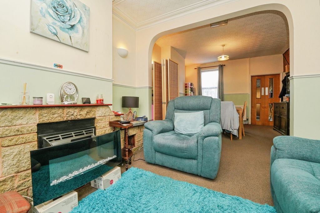 Property photo 3 of 12 Image 3