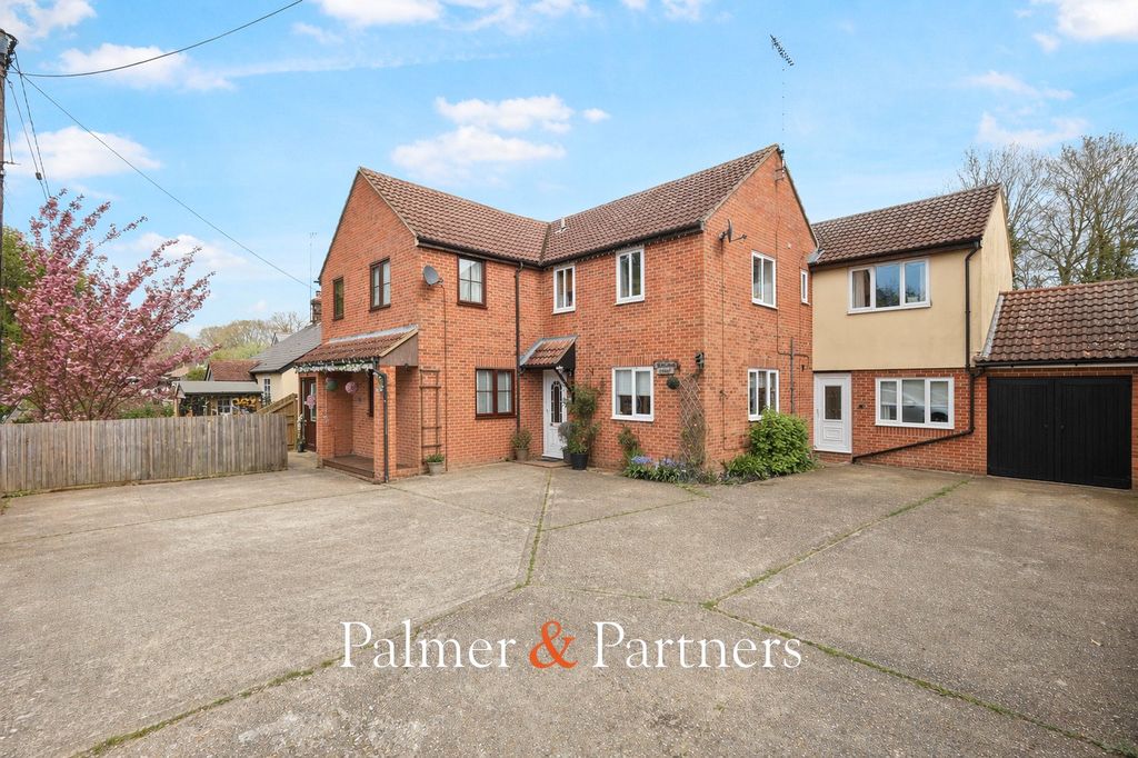Property photo 1 of 25 Picture No. 03