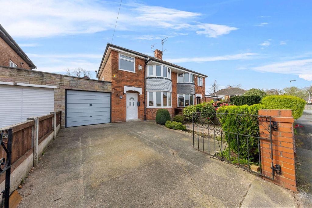 Property photo 1 of 20