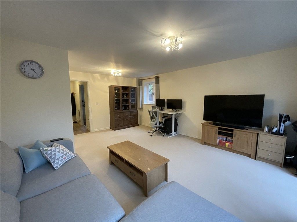 Property photo 3 of 12 Lounge/Dining Room