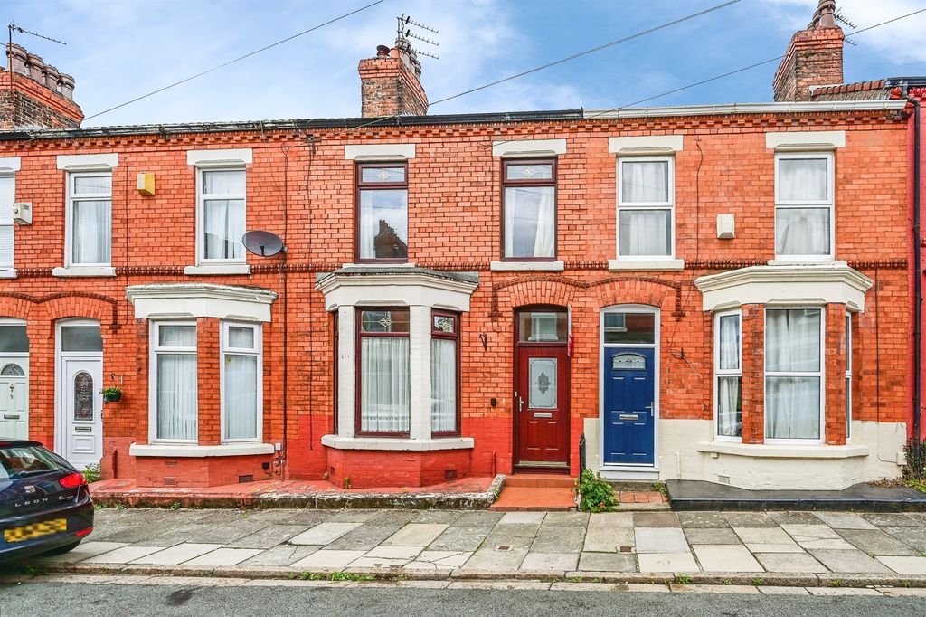 Property photo 1 of 11