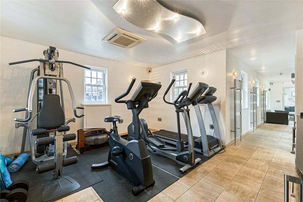 Additional image 13 of 10 bed detached house for saleNortonbury, Letchworth Garden City, Hertfordshire SG6
