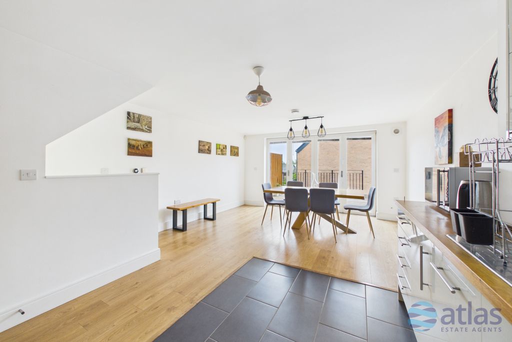 Property photo 2 of 22 Open Plan Kitchen/Dining Space
