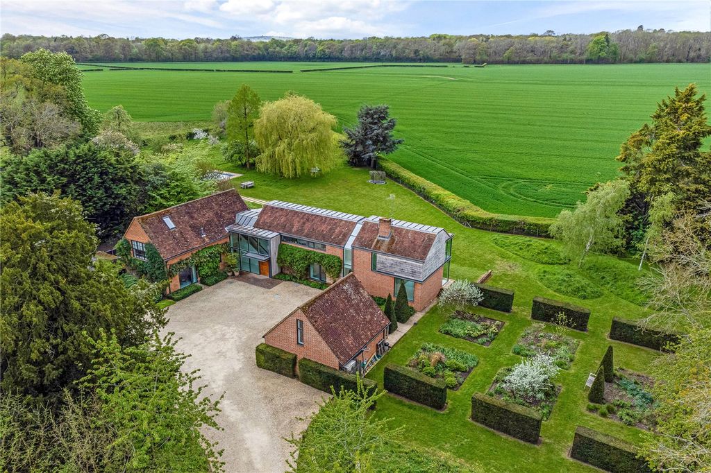 Property photo 1 of 34 Aerial