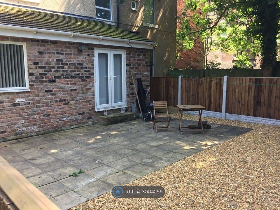 Property photo 2 of 9