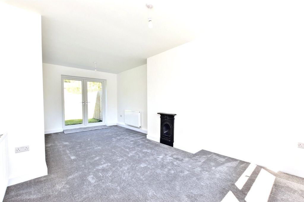Property photo 2 of 21 Picture No. 09