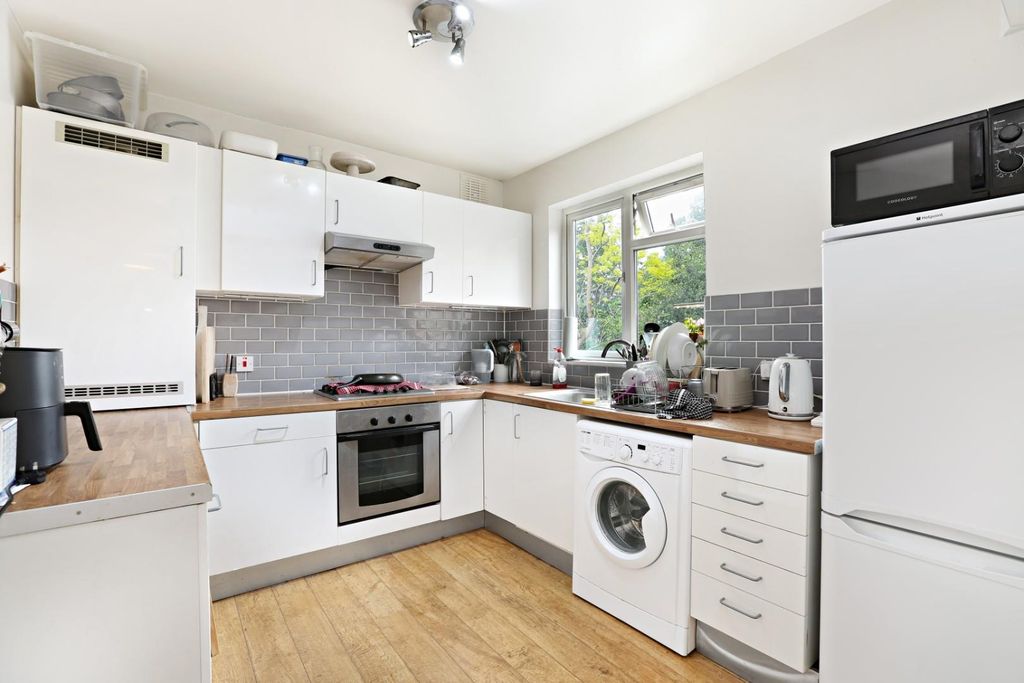 Property photo 3 of 12 Ach_0598.Jpg