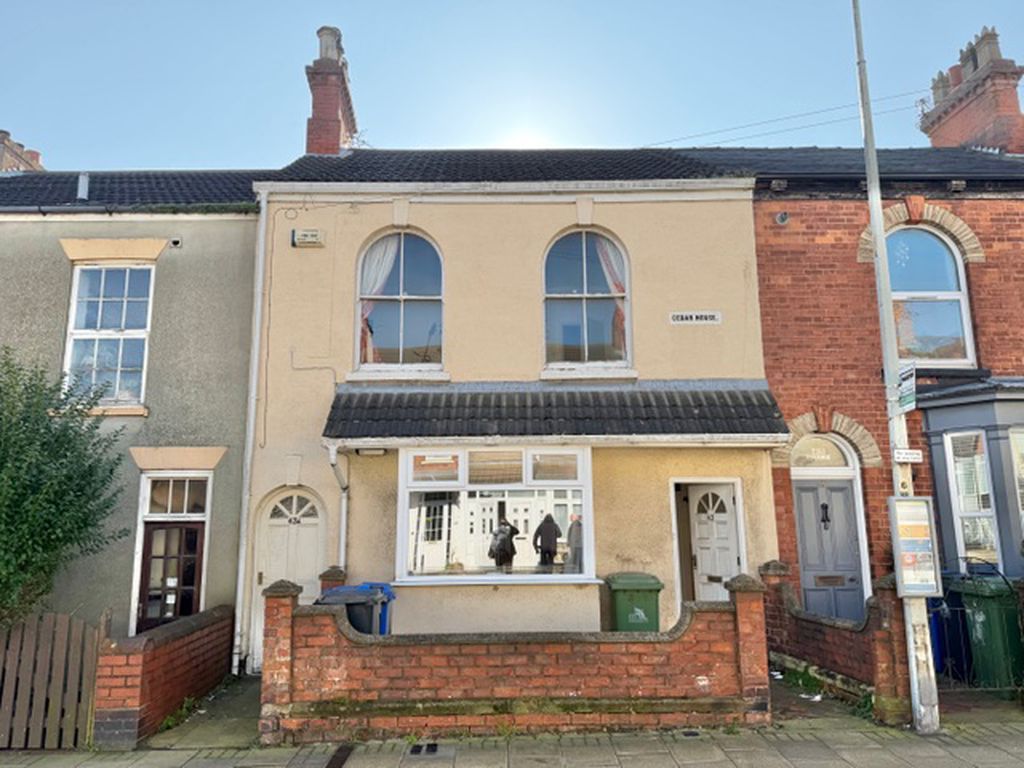 Property photo 1 of 13 Front