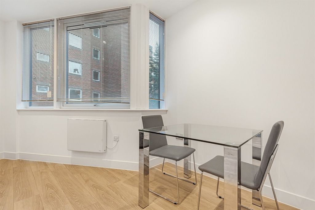 Property photo 3 of 6 Dining Area