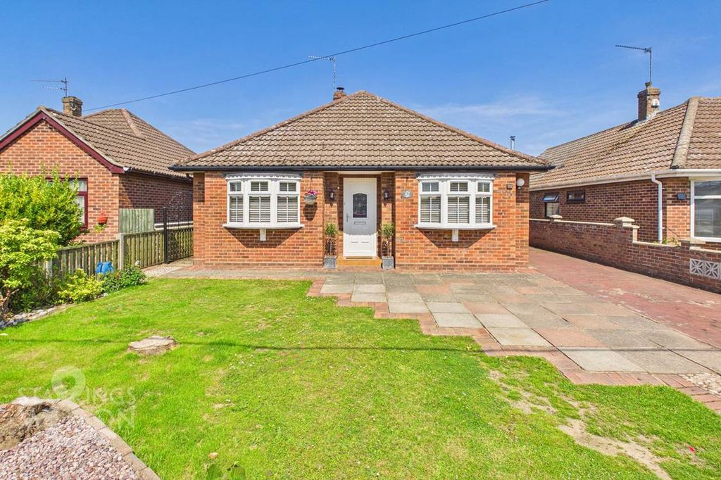 Property photo 1 of 26