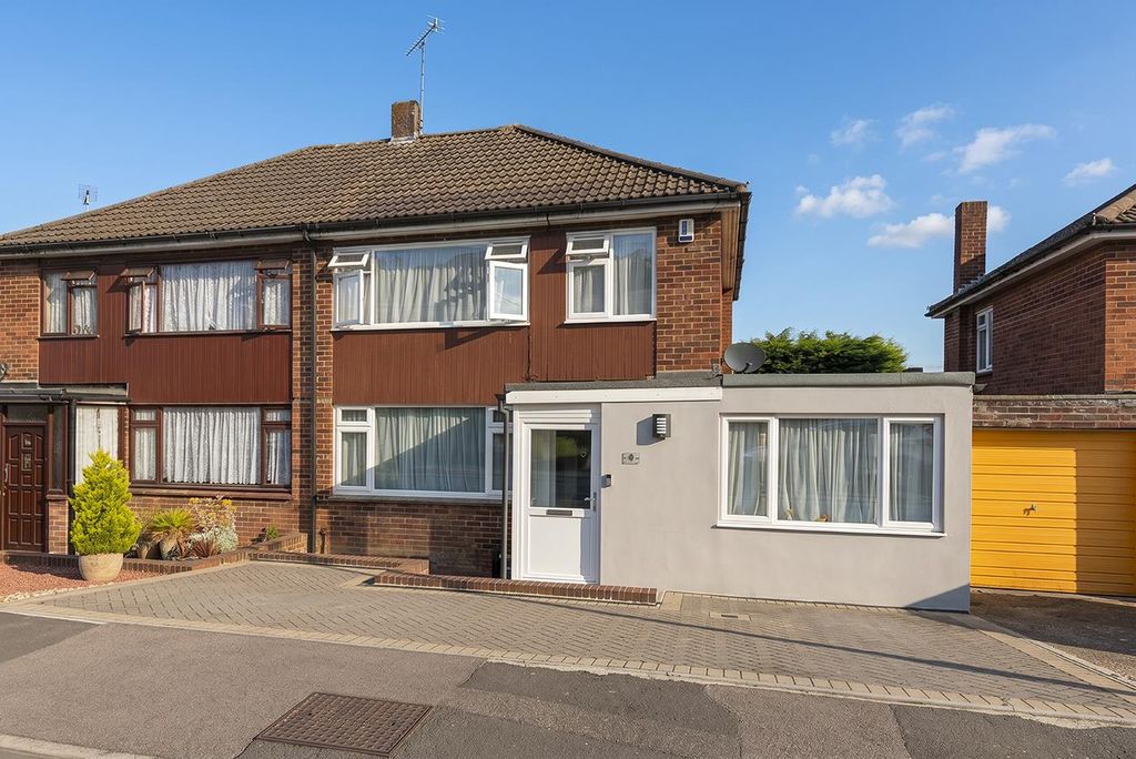 Property photo 1 of 18 8Normanhurst01.Jpg