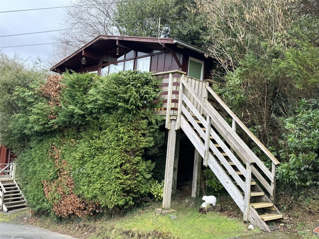 Property photo 1 of 17 Picture No. 01