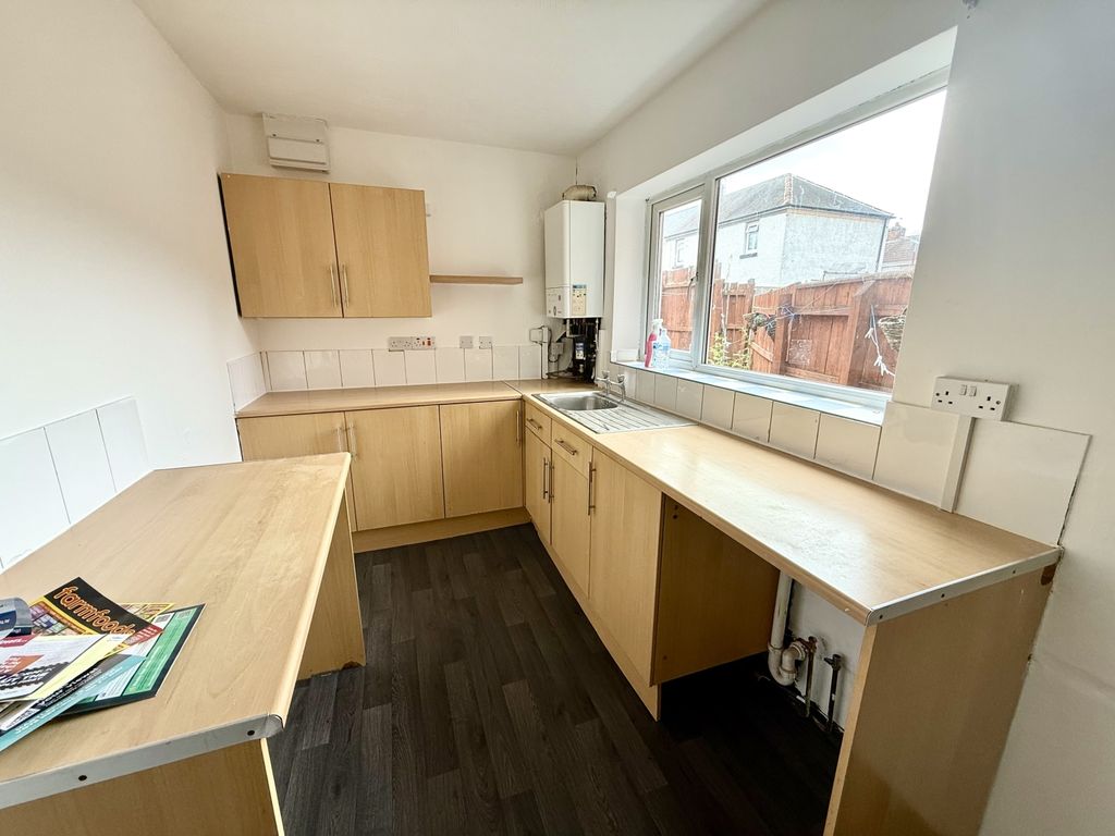Property photo 3 of 8 Img_3522