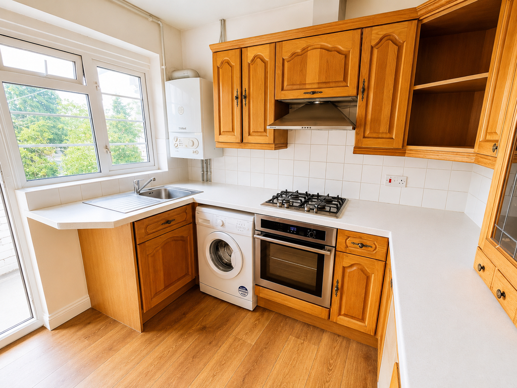 Property photo 2 of 5 Kitchen