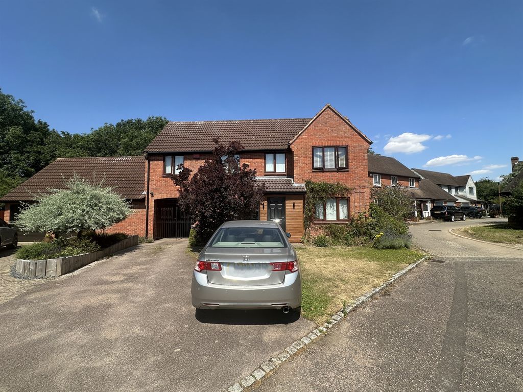 Property photo 2 of 6