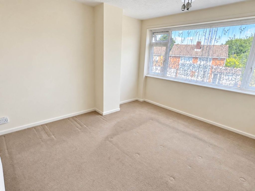 Property photo 3 of 6