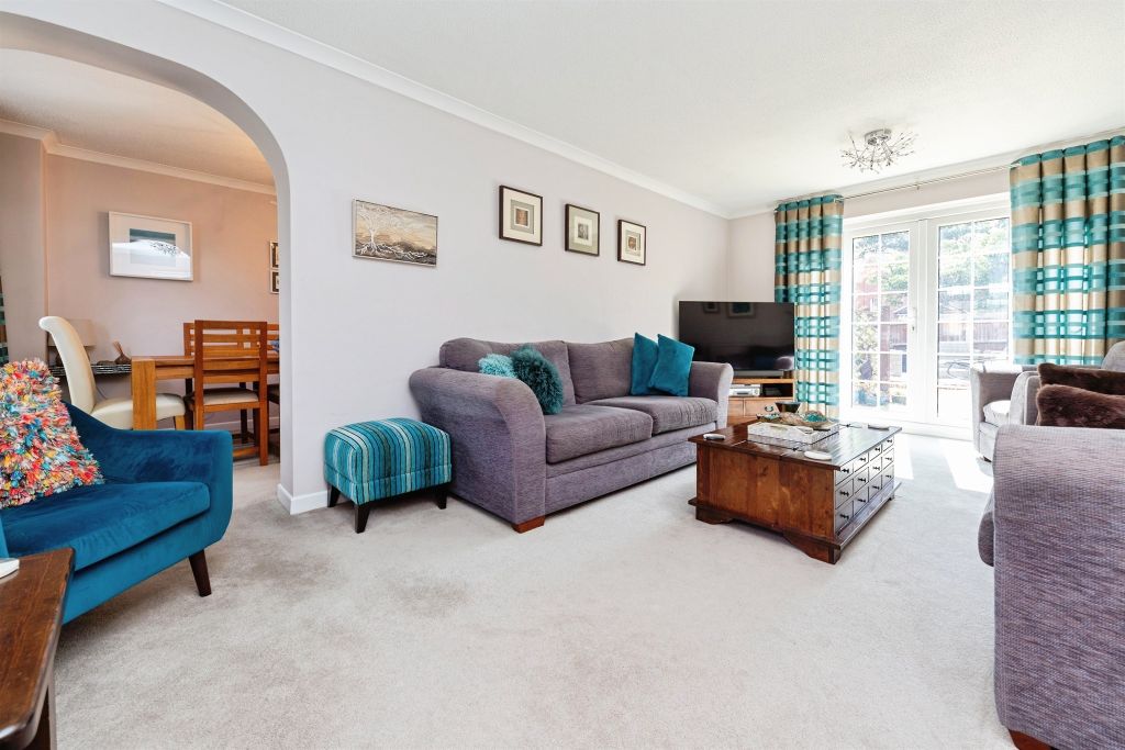 Property photo 3 of 17