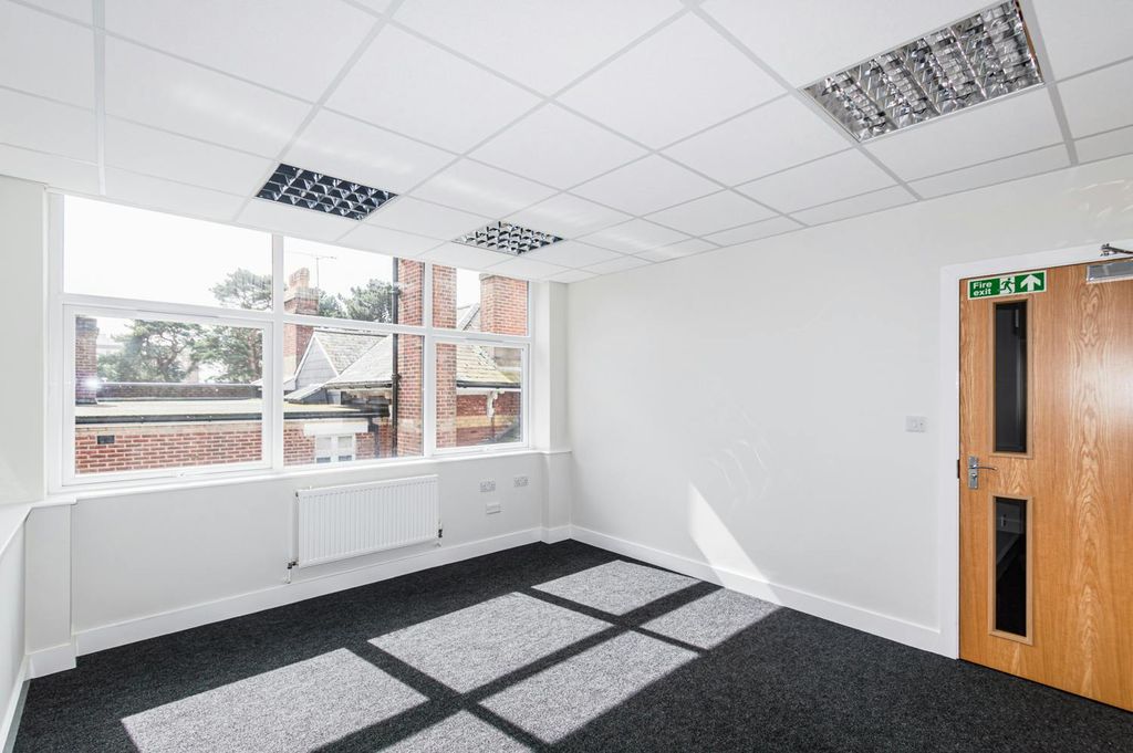Property photo 2 of 5 3.Jpg