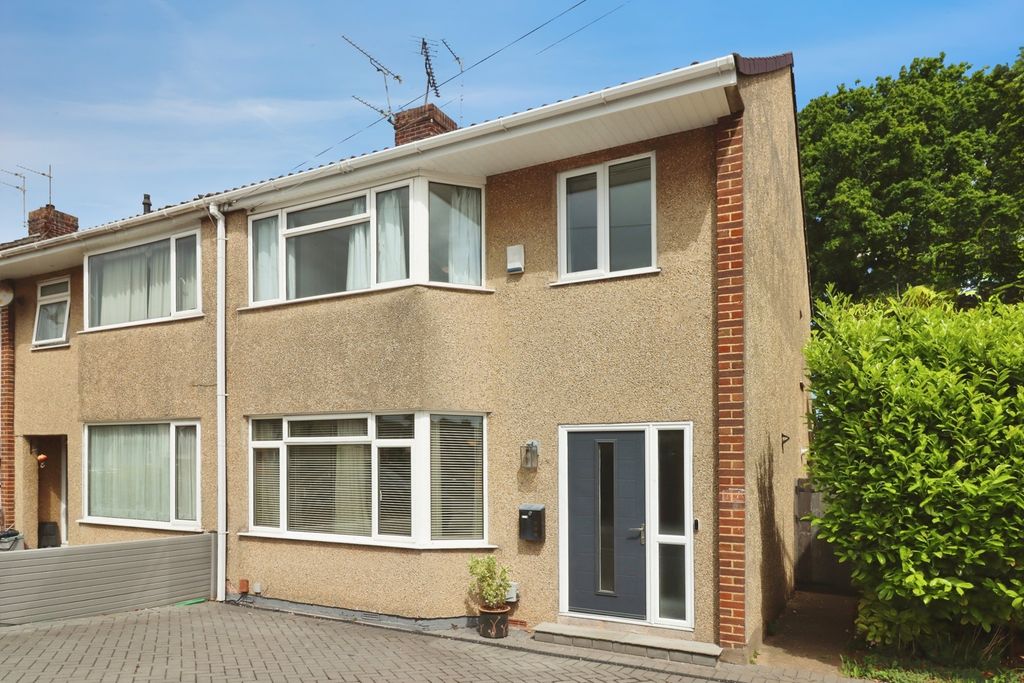 Property photo 1 of 19 Pbox-Img.Jpg