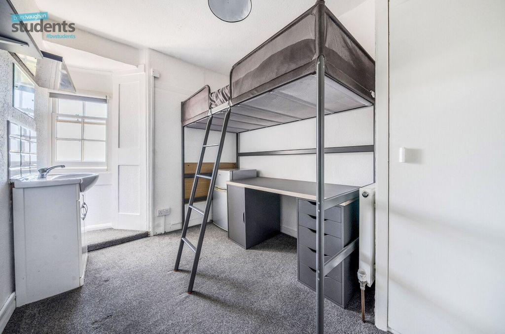 Property photo 1 of 12 Picture No. 22