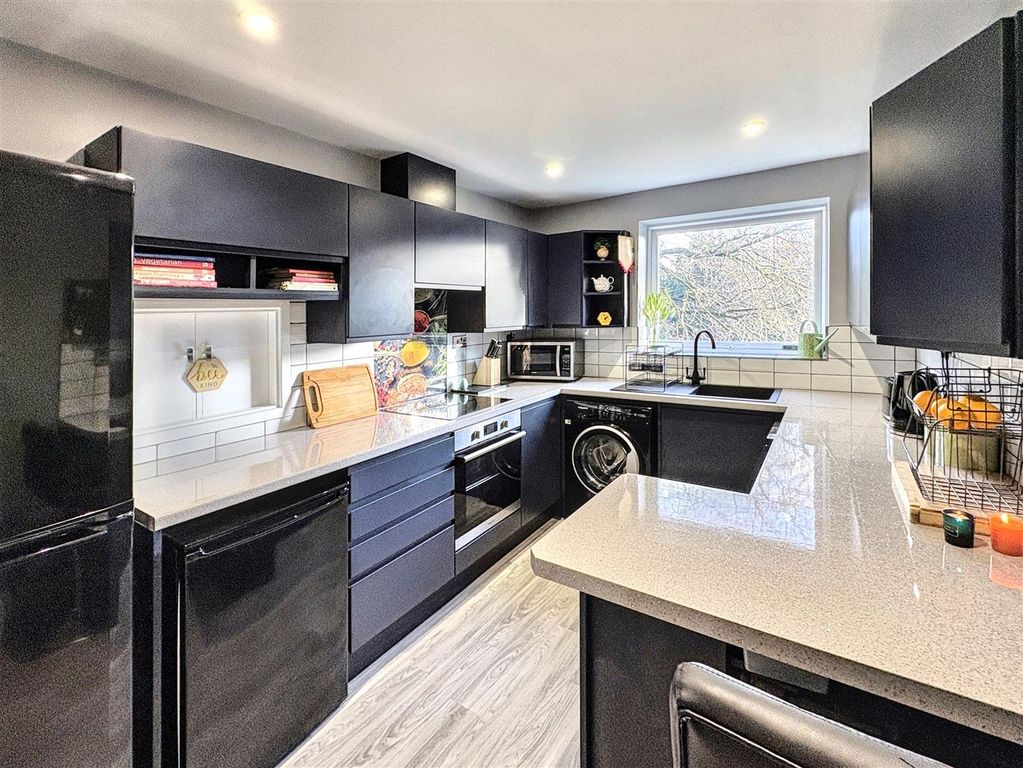 Property photo 2 of 13 Kitchen