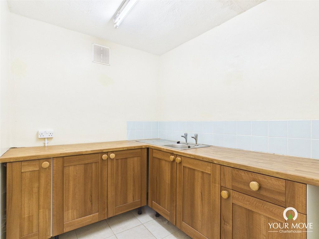 Property photo 3 of 8 Picture No. 05