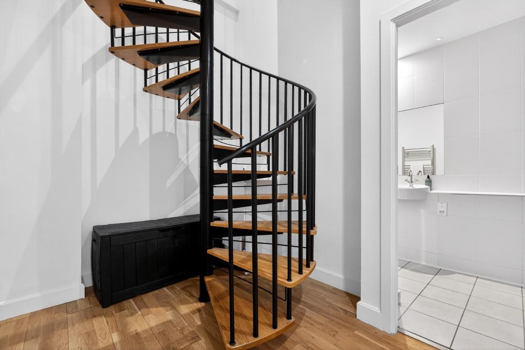 Property photo 2 of 19 Pnmb0529.Jpg