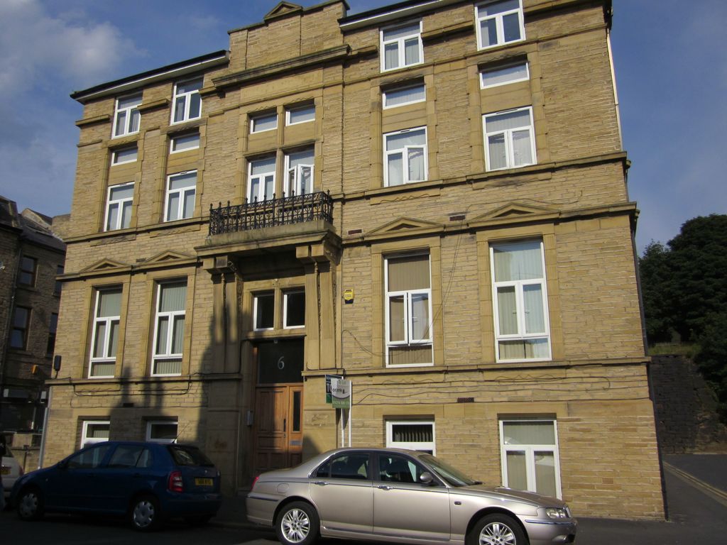 Property photo 1 of 7 Charles Street