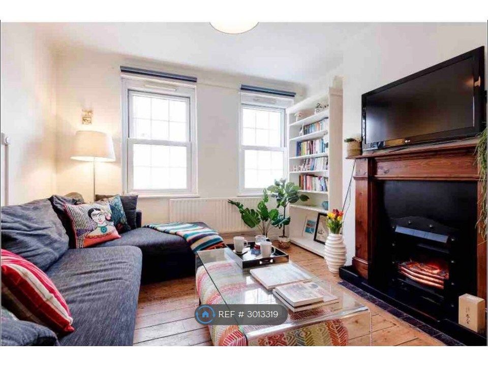 Property photo 1 of 18 Living Room With l Shaped Sofa Bed