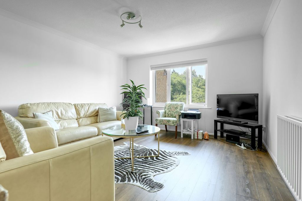 Property photo 3 of 7