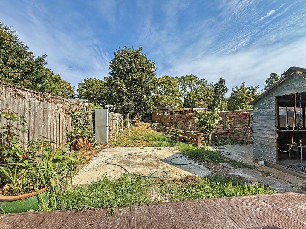 Property photo 3 of 7