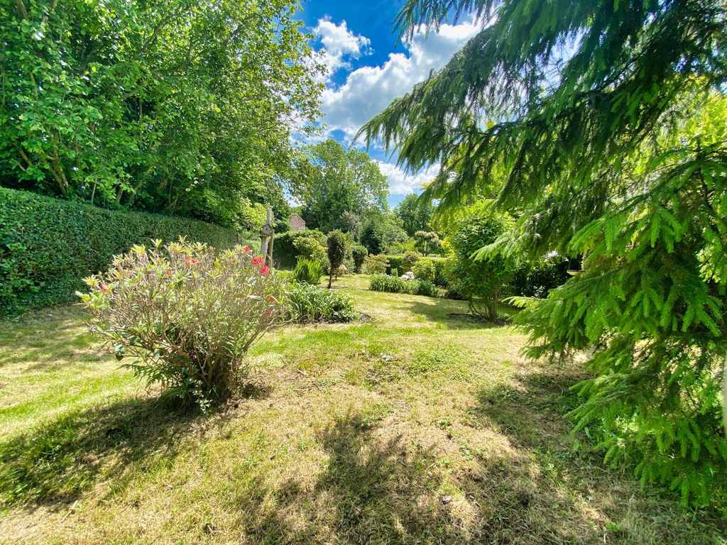 Property photo 2 of 11