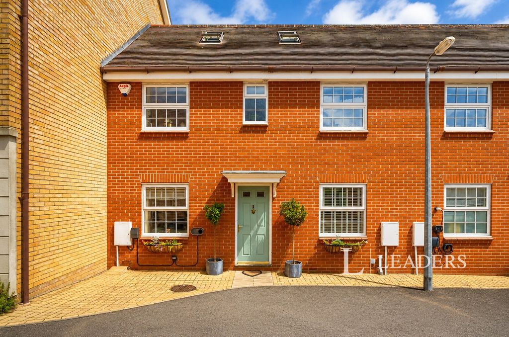 Property photo 1 of 16 Pbox-Img.Png