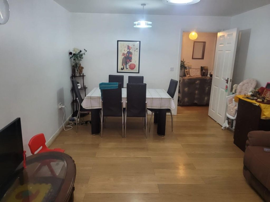 Property photo 2 of 3 Edf8Db06-5d2c-478c-9B74-6Fe427Cfc6B5.Jpg